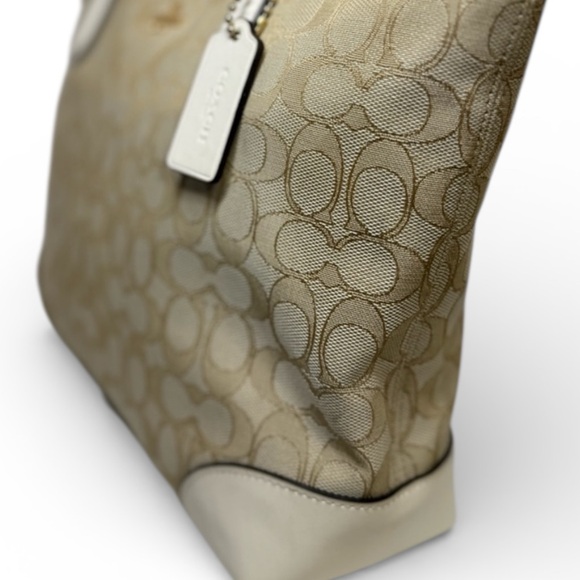 Coach City Zip Tote Shoulder Bag - Picture 8 of 11